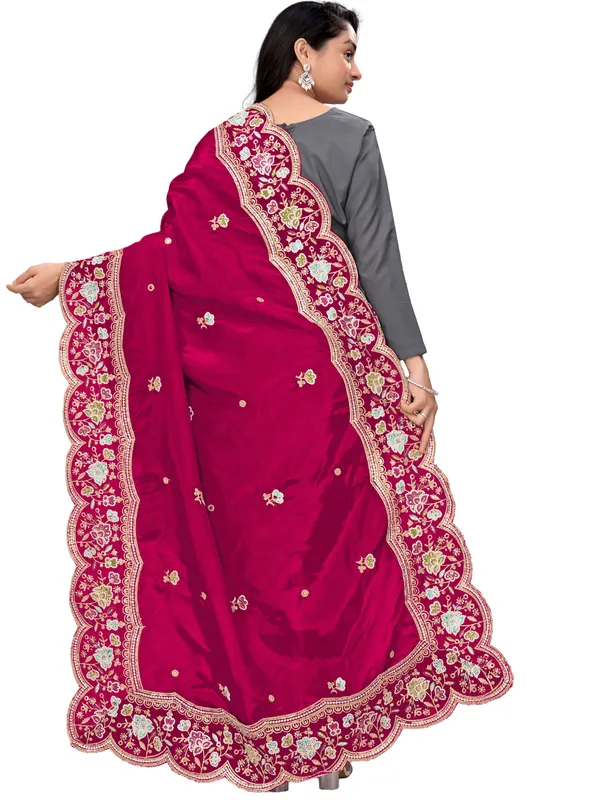 Embroidered_Art_Silk_Dupatta_With_Scalloped_Cutwork_Border_Pink