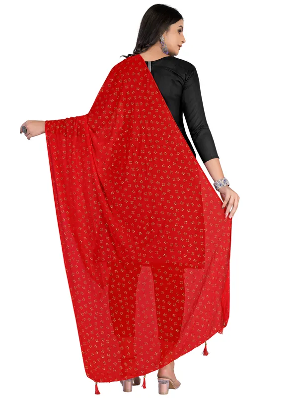 Chiffon_Dupatta_With_Golden_Foil_Print_Tassel_Latkans_Red