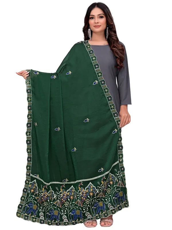 Embroidered_Viscose_Dupatta_With_Elephant_Peacock_Pallu_Green