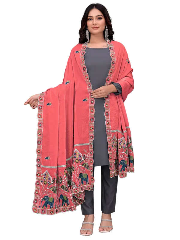 Embroidered_Viscose_Dupatta_With_Elephant_Peacock_Pallu_Peach