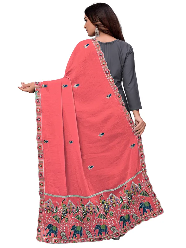 Embroidered_Viscose_Dupatta_With_Elephant_Peacock_Pallu_Peach