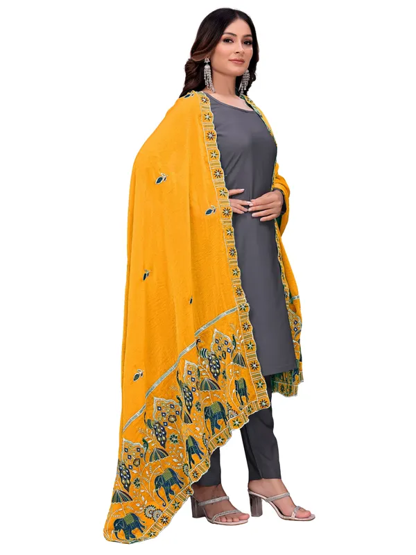 Embroidered_Viscose_Dupatta_With_Elephant_Peacock_Pallu_Mustard_Yellow