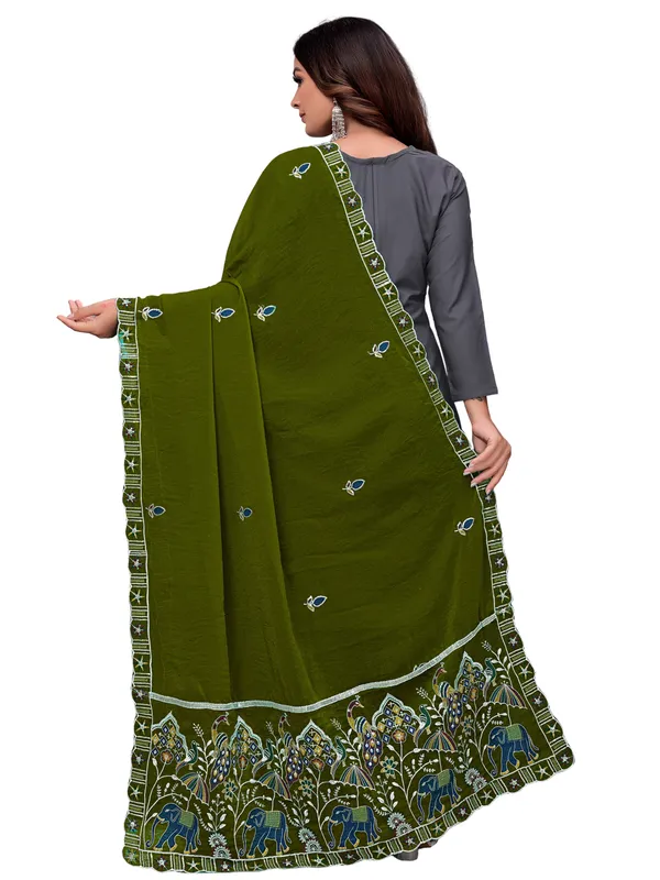 Embroidered_Viscose_Dupatta_With_Elephant_Peacock_Pallu_Mahendi_Green