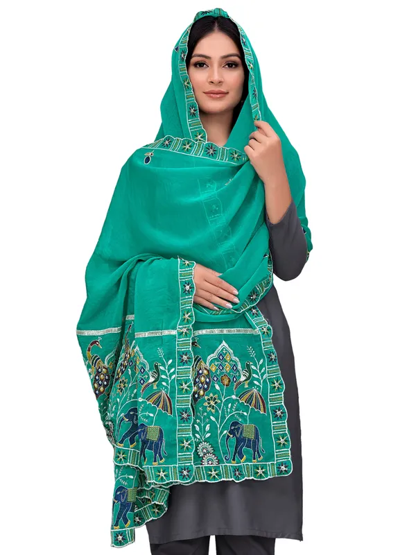 Embroidered_Viscose_Dupatta_With_Elephant_Peacock_Pallu_Rama_Green