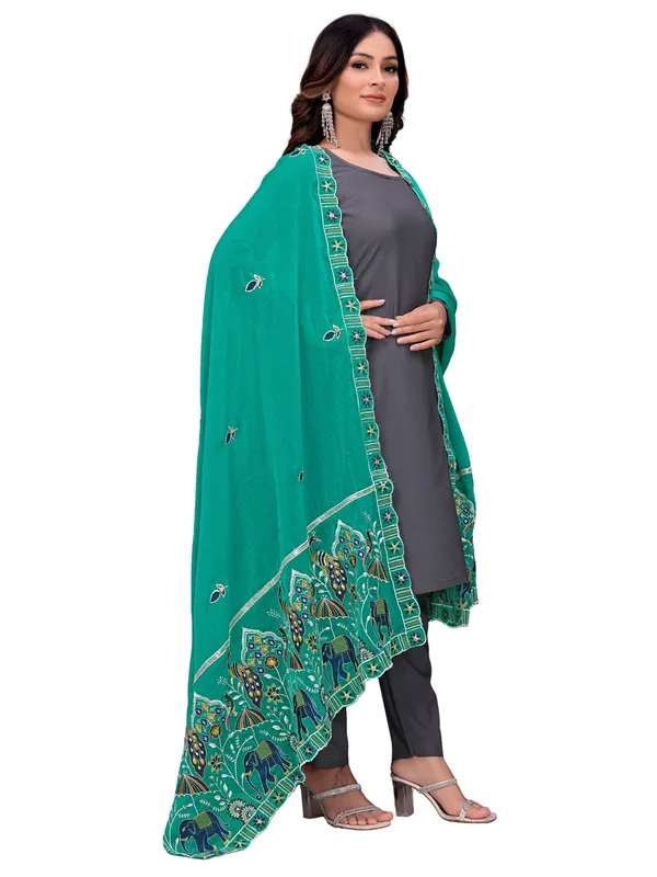 Embroidered_Viscose_Dupatta_With_Elephant_Peacock_Pallu_Rama_Green