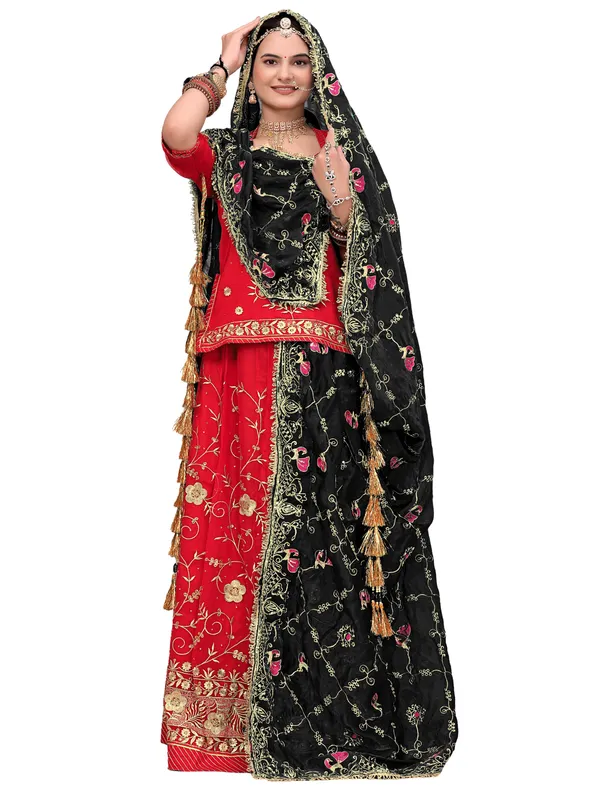 Zari_Embroidered_Art_Silk_Odhni_Dupatta_With_Peacock_Jaal_Black