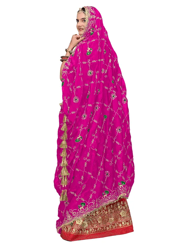 Zari_Embroidered_Art_Silk_Odhni_Dupatta_With_Peacock_Jaal_Pink