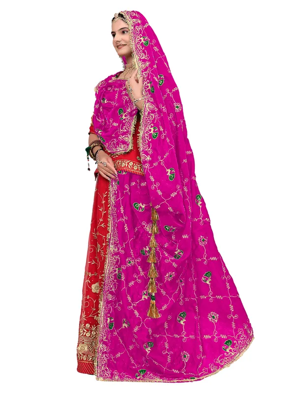 Zari_Embroidered_Art_Silk_Odhni_Dupatta_With_Peacock_Jaal_Pink