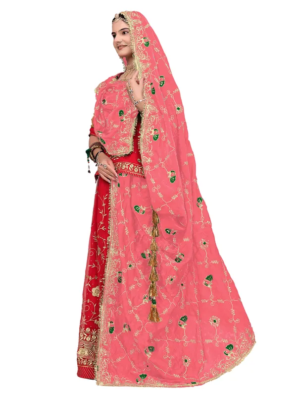 Zari_Embroidered_Art_Silk_Odhni_Dupatta_With_Peacock_Jaal_Peach