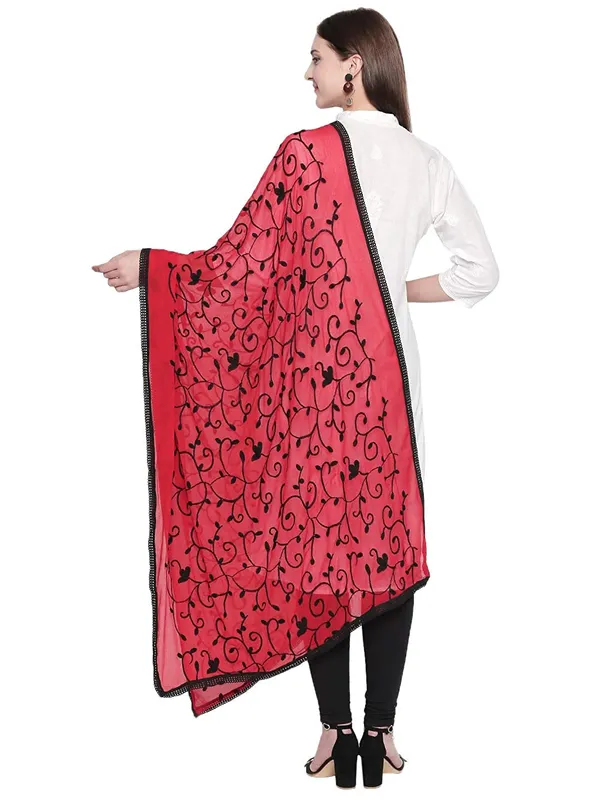 Embroidered_Chiffon_Dupatta_With_Floral_Jaal_Lace_Border_Red