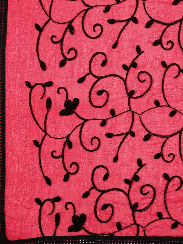 Embroidered_Chiffon_Dupatta_With_Floral_Jaal_Lace_Border_Red