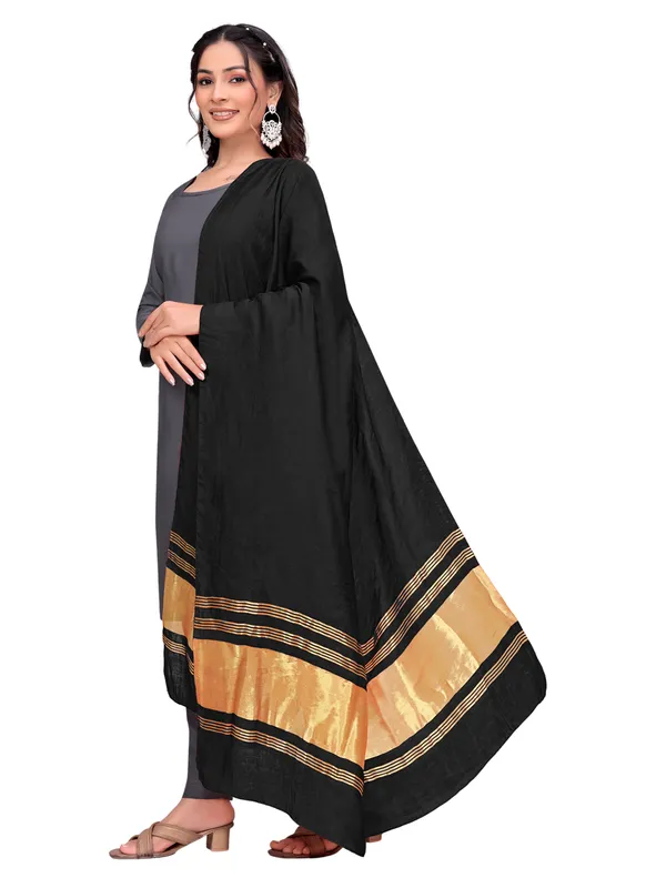 Lagdi_Patta_Dupatta_In_Silk_Blend_With_Golden_Zari_Border_Black