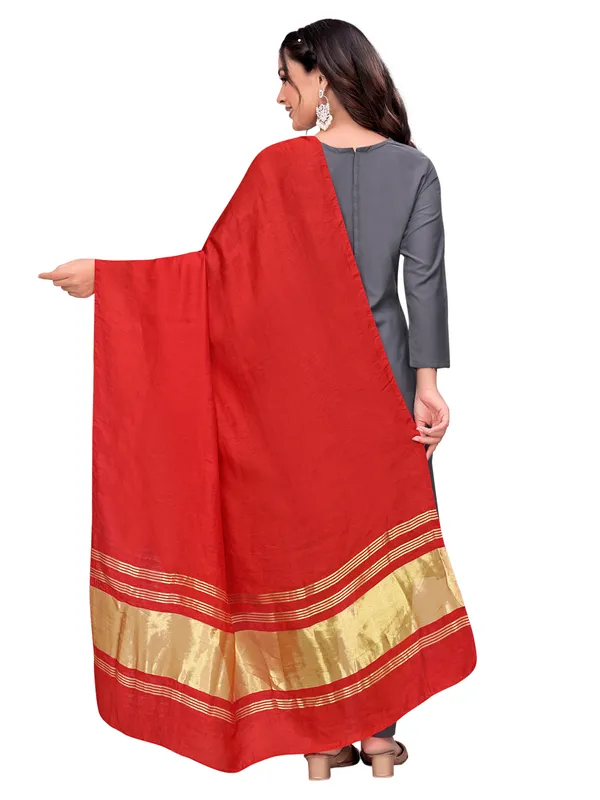 Lagdi_Patta_Dupatta_In_Silk_Blend_With_Golden_Zari_Border_Red