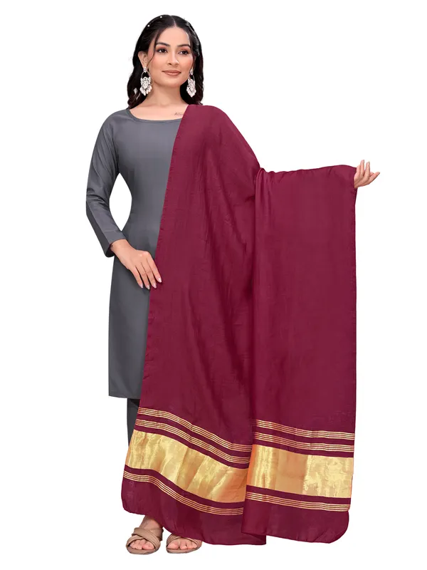 Lagdi_Patta_Dupatta_In_Silk_Blend_With_Golden_Zari_Border_Maroon