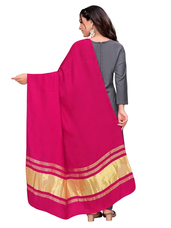 Lagdi_Patta_Dupatta_In_Silk_Blend_With_Golden_Zari_Border_Pink