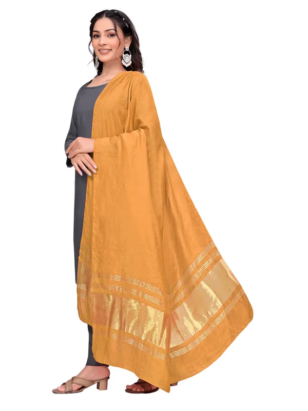 Lagdi_Patta_Dupatta_In_Silk_Blend_With_Golden_Zari_Border_Mustard_Yellow