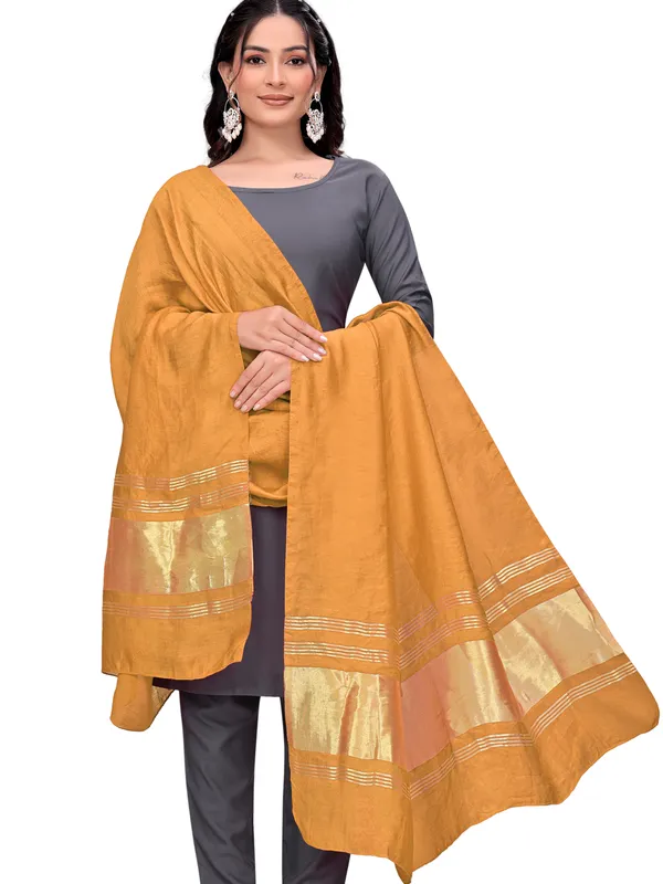 Lagdi_Patta_Dupatta_In_Silk_Blend_With_Golden_Zari_Border_Mustard_Yellow