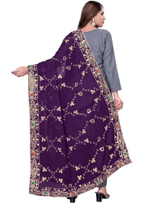Embroidered_Georgette_Dupatta_With_Sequin_Work_Lace_Border_Wine