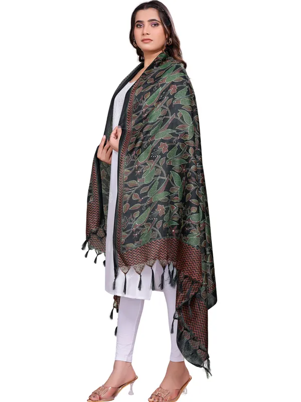 Kantha_Style_Bird_Print_Cotton_Silk_Dupatta_With_Tassels_Black