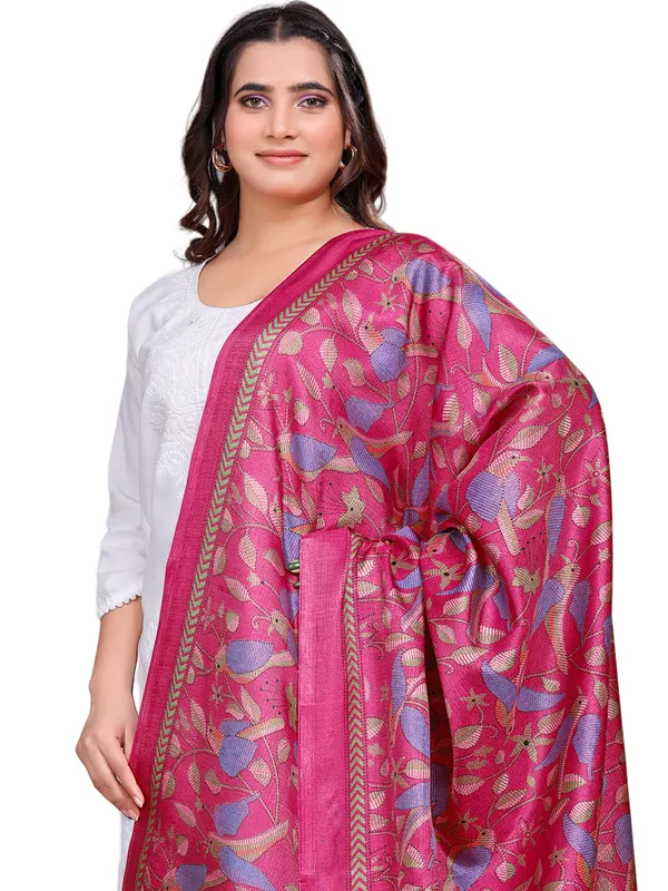 Kantha_Style_Bird_Print_Cotton_Silk_Dupatta_With_Tassels_Pink