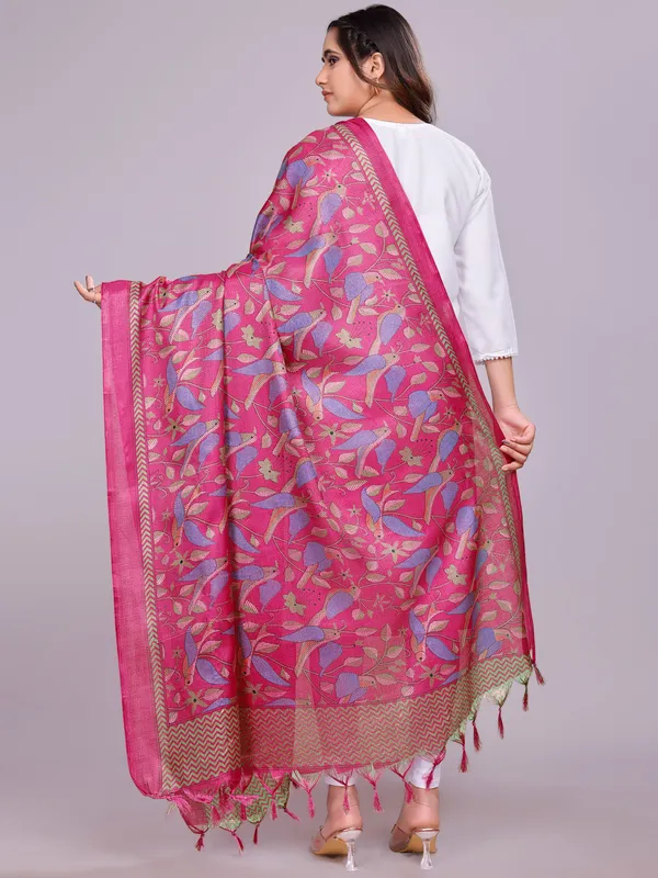 Kantha_Style_Bird_Print_Cotton_Silk_Dupatta_With_Tassels_Pink