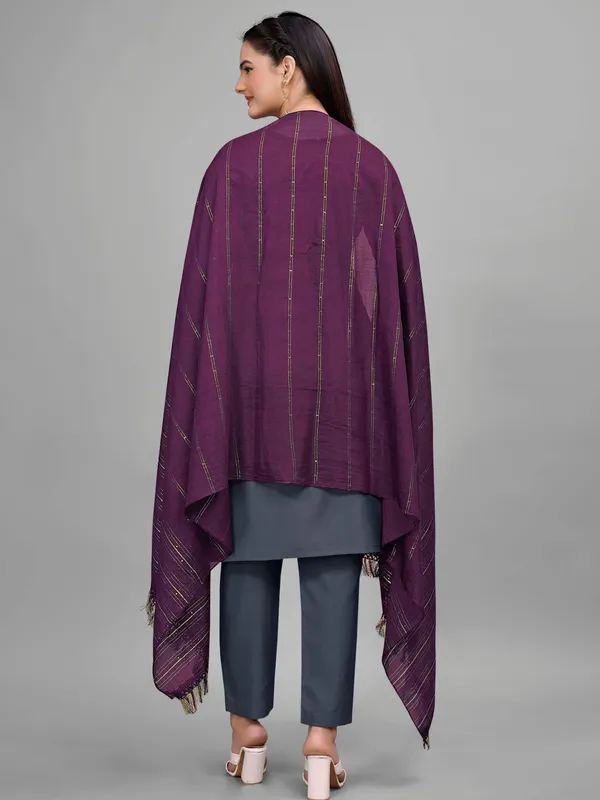 Chanderi_Style_Dupatta_With_Zari_Stripes_Sequins_Tassels_Wine
