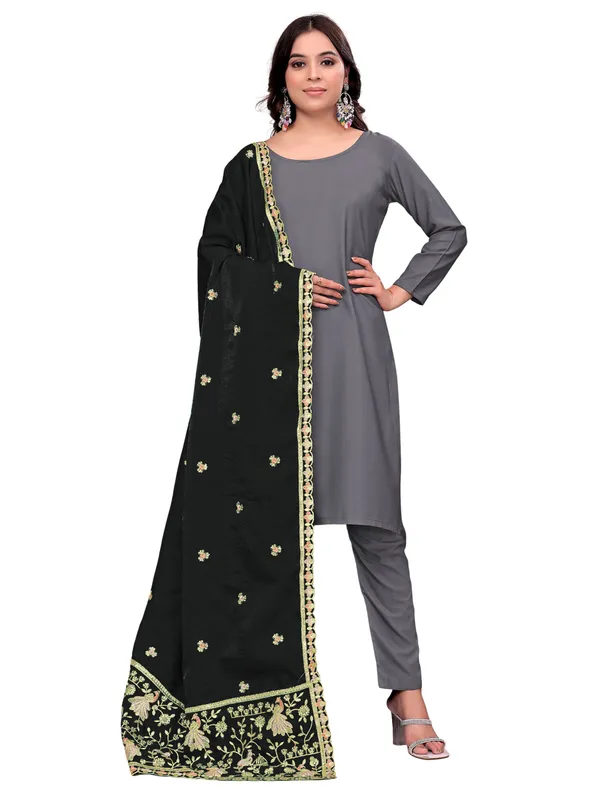 Zari_Embroidered_Art_Silk_Dupatta_With_Sequin_Peacock_Pallu_Black
