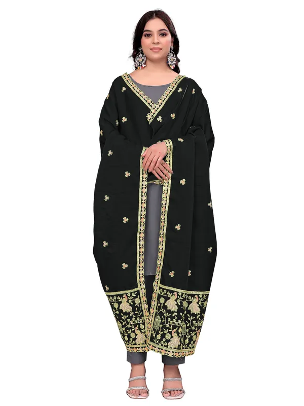 Zari_Embroidered_Art_Silk_Dupatta_With_Sequin_Peacock_Pallu_Black