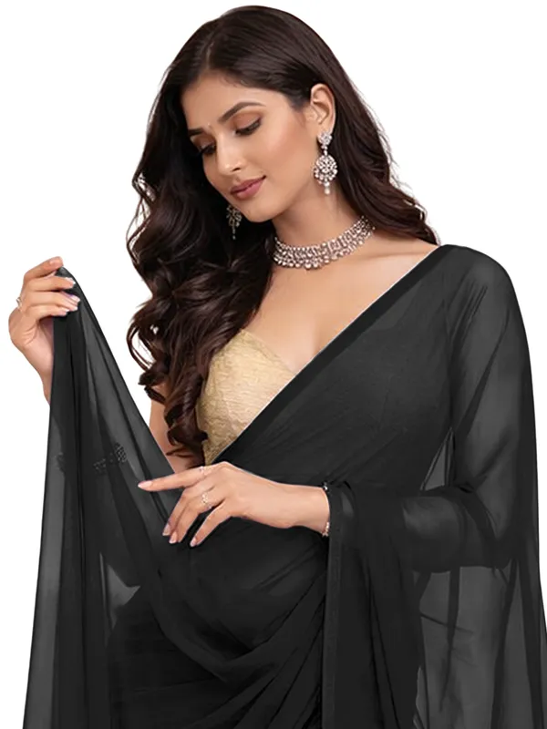Georgette_Solid_Saree_With_Blouse_Piece_Black