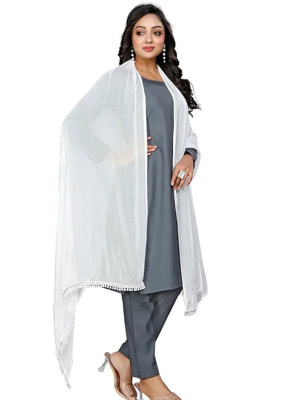 Stone_Work_Chiffon_Dupatta_With_Leaf_Vines_Tassel_Lace_White