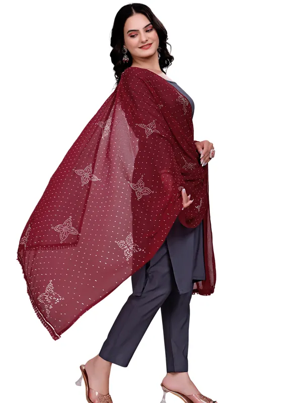 Stone_Work_Chiffon_Dupatta_With_Flower_Motifs_Tassel_Lace_Maroon