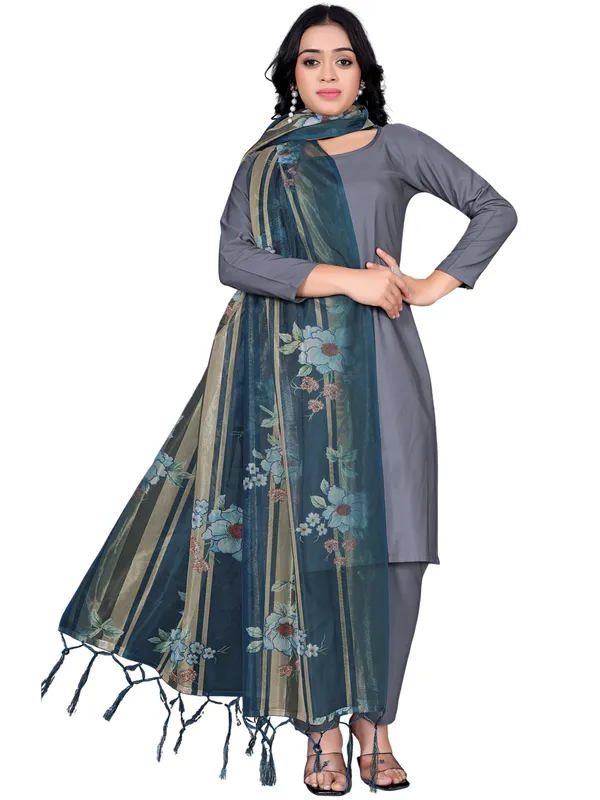 Organza_Dupatta_For_Women_Floral_Digital_Print_With_Tassels_Navy_Blue