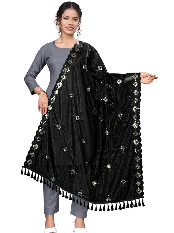 Organza_Embroidered_Dupatta_With_Sequins_Mirror_Work_Tassels_Black