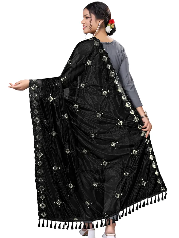 Organza_Embroidered_Dupatta_With_Sequins_Mirror_Work_Tassels_Black