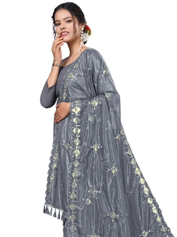 Organza_Embroidered_Dupatta_With_Sequins_Mirror_Work_Tassels_Grey