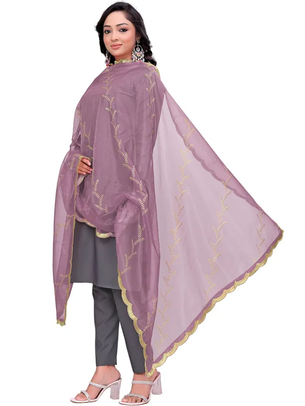 Organza_Embroidered_Dupatta_With_Sequin_Work_Scalloped_Border_Onion_Pink