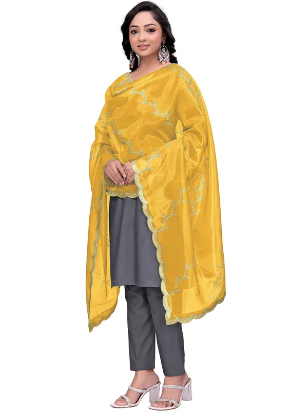Organza_Embroidered_Dupatta_With_Sequin_Work_Scalloped_Border_Yellow