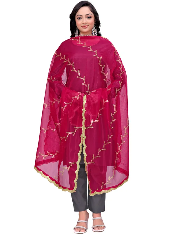Organza_Embroidered_Dupatta_With_Sequin_Work_Scalloped_Border_Pink
