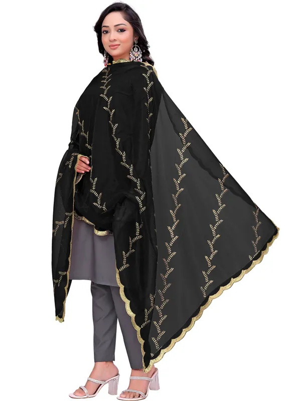Organza_Embroidered_Dupatta_With_Sequin_Work_Scalloped_Border_Black