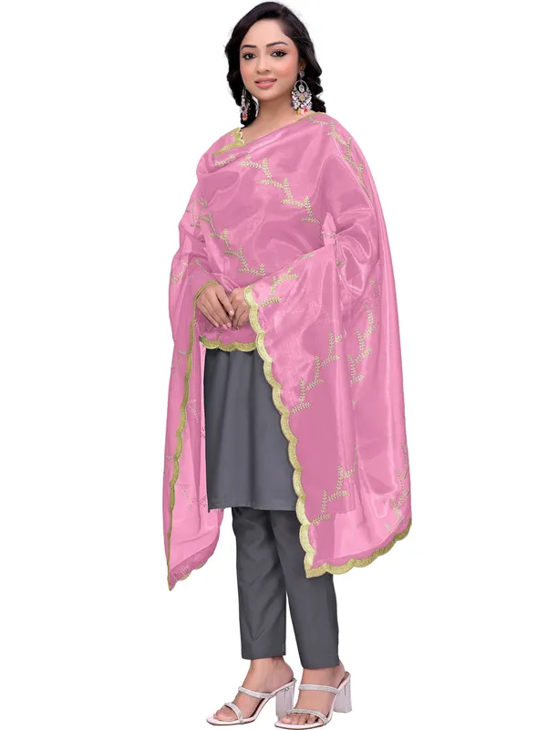 Organza_Embroidered_Dupatta_With_Sequin_Work_Scalloped_Border_Light_Pink