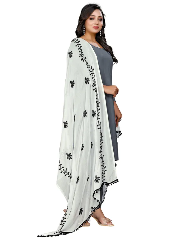 Chiffon_Embroidered_Dupatta_With_Floral_Butis_Pom_Pom_Lace_White2