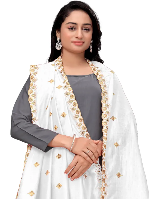 Vichitra_Art_Silk_Dupatta_With_Zari_Sequin_Embroidery_Buti_White