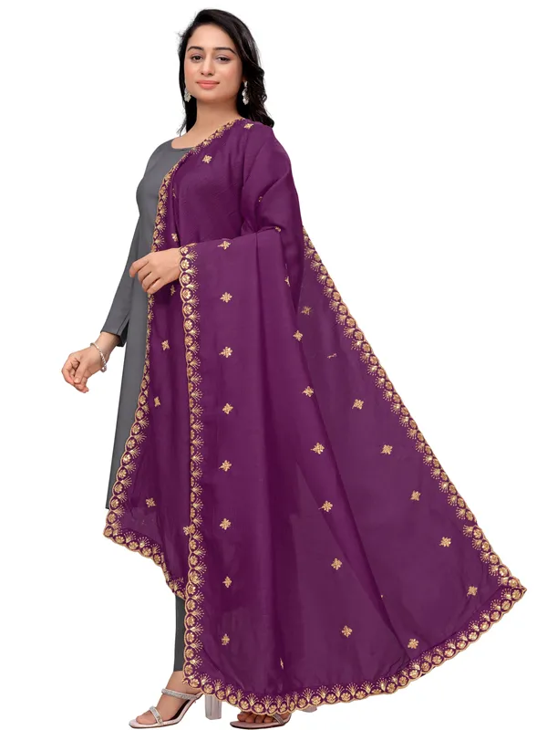 Vichitra_Art_Silk_Dupatta_With_Zari_Sequin_Embroidery_Buti_Wine