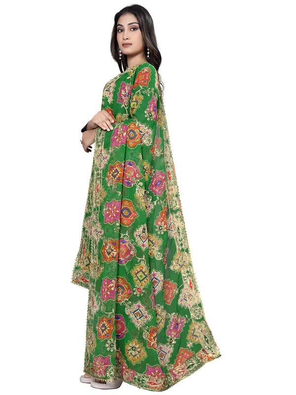 Printed_Georgette_Dupatta_With_Thread_Embroidery_Sequins_Green