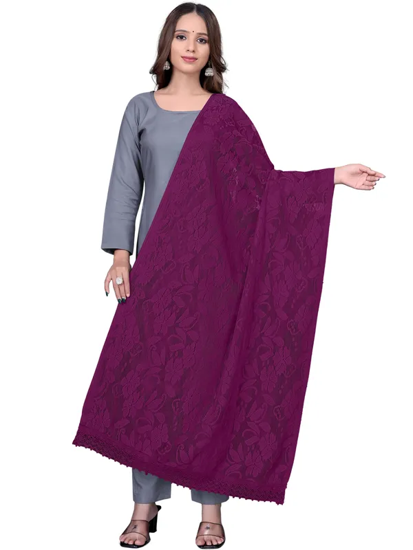 Amritsari_Net_Floral_Dupatta_With_Lace_Border_Wine
