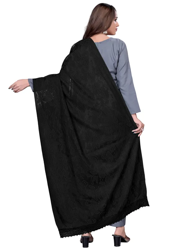 Amritsari_Net_Floral_Dupatta_With_Lace_Border_Black