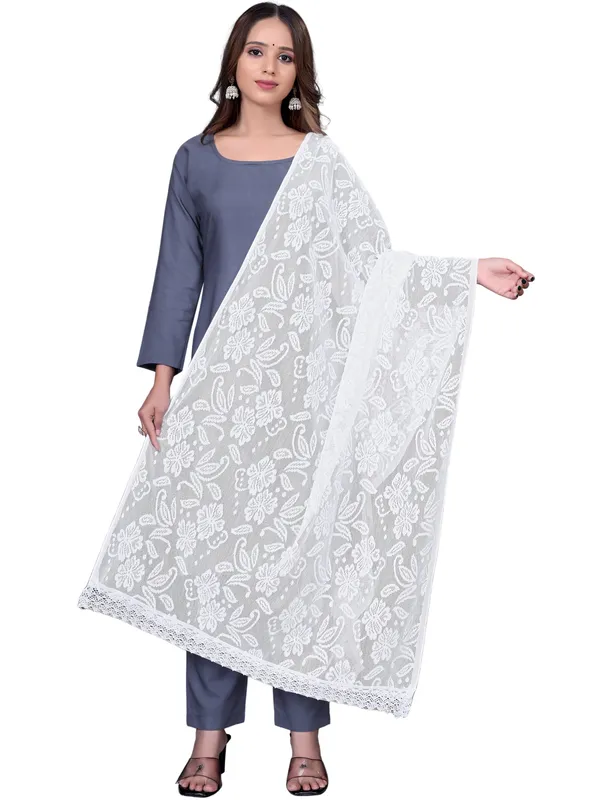 Amritsari_Net_Floral_Dupatta_With_Lace_Border_White