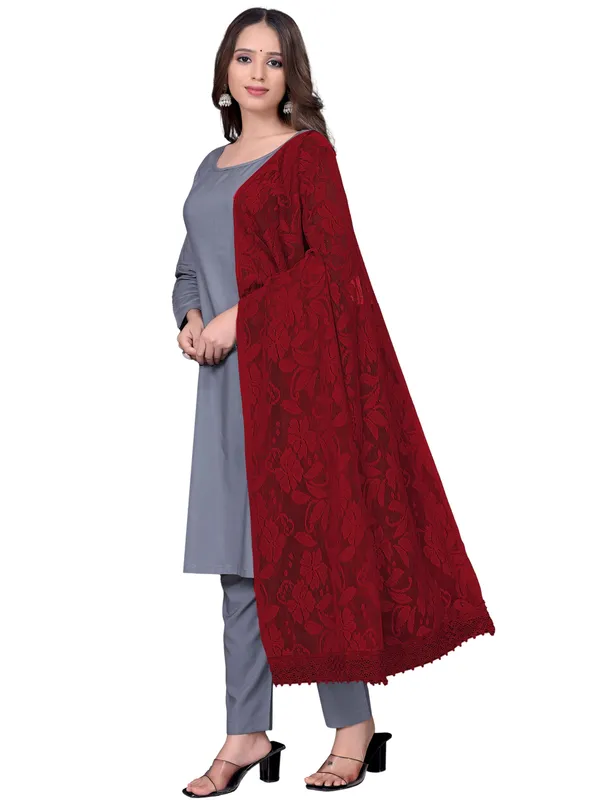 Amritsari_Net_Floral_Dupatta_With_Lace_Border_Maroon