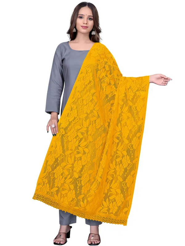 Amritsari_Net_Floral_Dupatta_With_Lace_Border_Yellow
