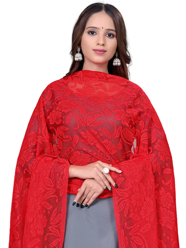 Amritsari_Net_Floral_Dupatta_With_Lace_Border_Red